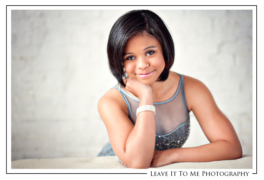 Ams liliana bent over